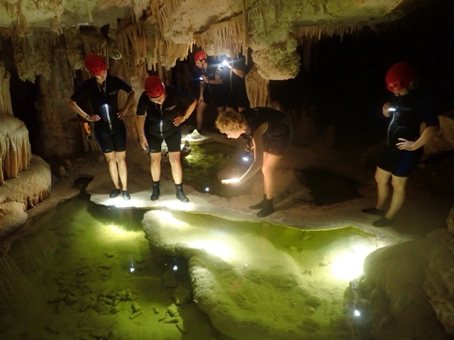 Chemische Prozesse in der Tropftsteinhöhle erklärt